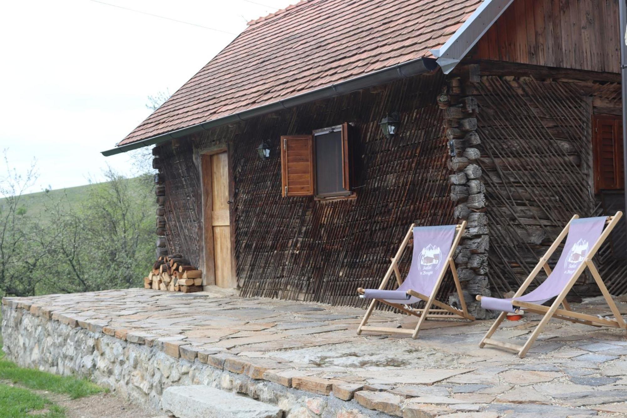 Salas U Bregu In Cheile Carasului Crasova Exterior photo